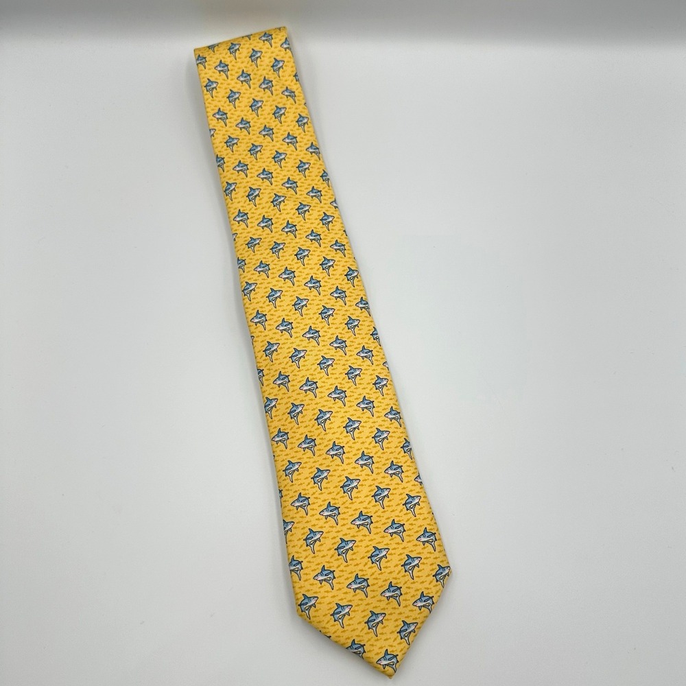 Vineyard Vines Shep Ian Mens Silk Tie Yellow Shark Print XL 62in Novelty - Picture 5 of 8